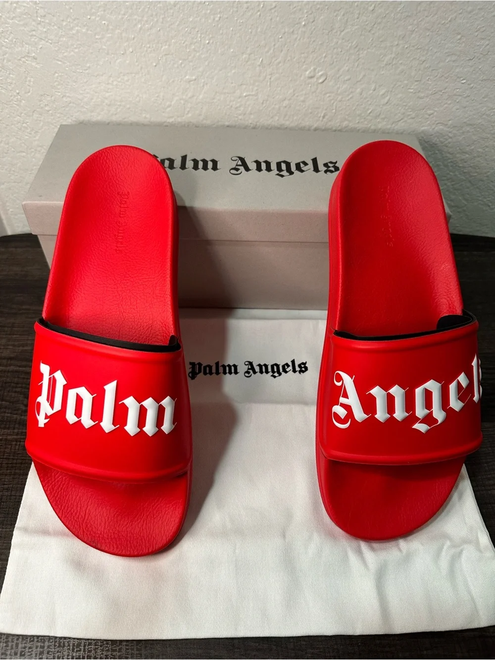 Palm Angels bold red